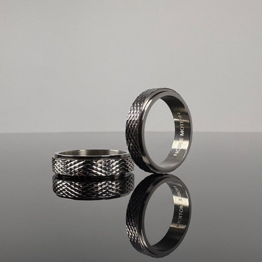 Royal Grid Ring - Silver - NOBLE MOTION